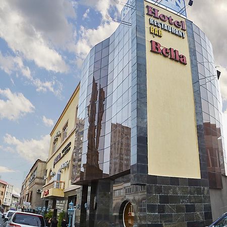 New Bella Hotel Yerevan Bagian luar foto