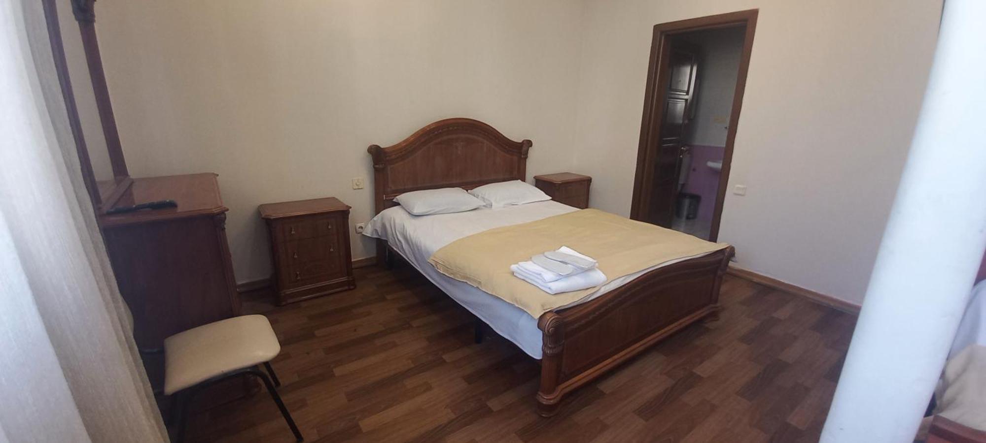 New Bella Hotel Yerevan Bagian luar foto